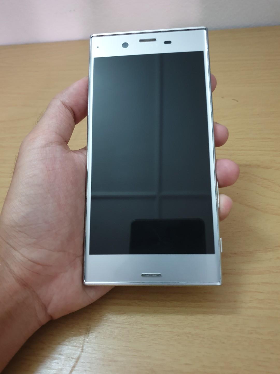 Sony Xperia Xz Docomo Silver Mobile Phones Gadgets Mobile Phones Android Phones Sony On Carousell