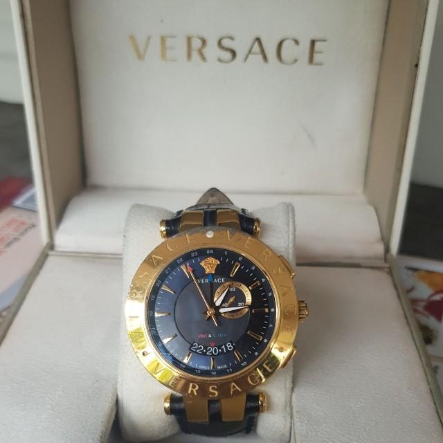 Versace v race watch discount