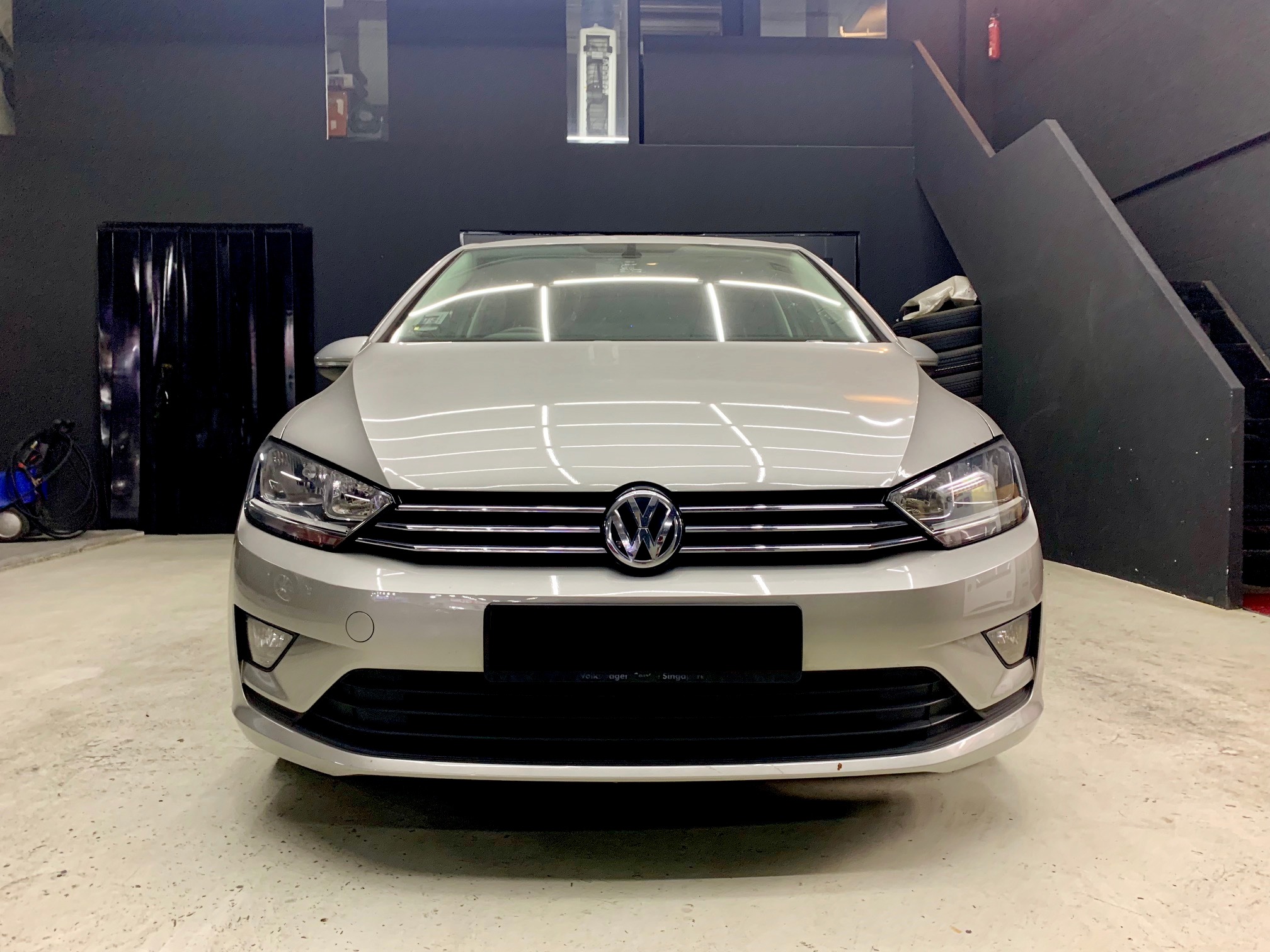 (Category: ) located in . Submitted by icars.trading (Listing ID 250490502, Image 1). Description: .