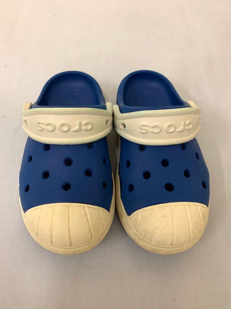 best deals on crocs shoes