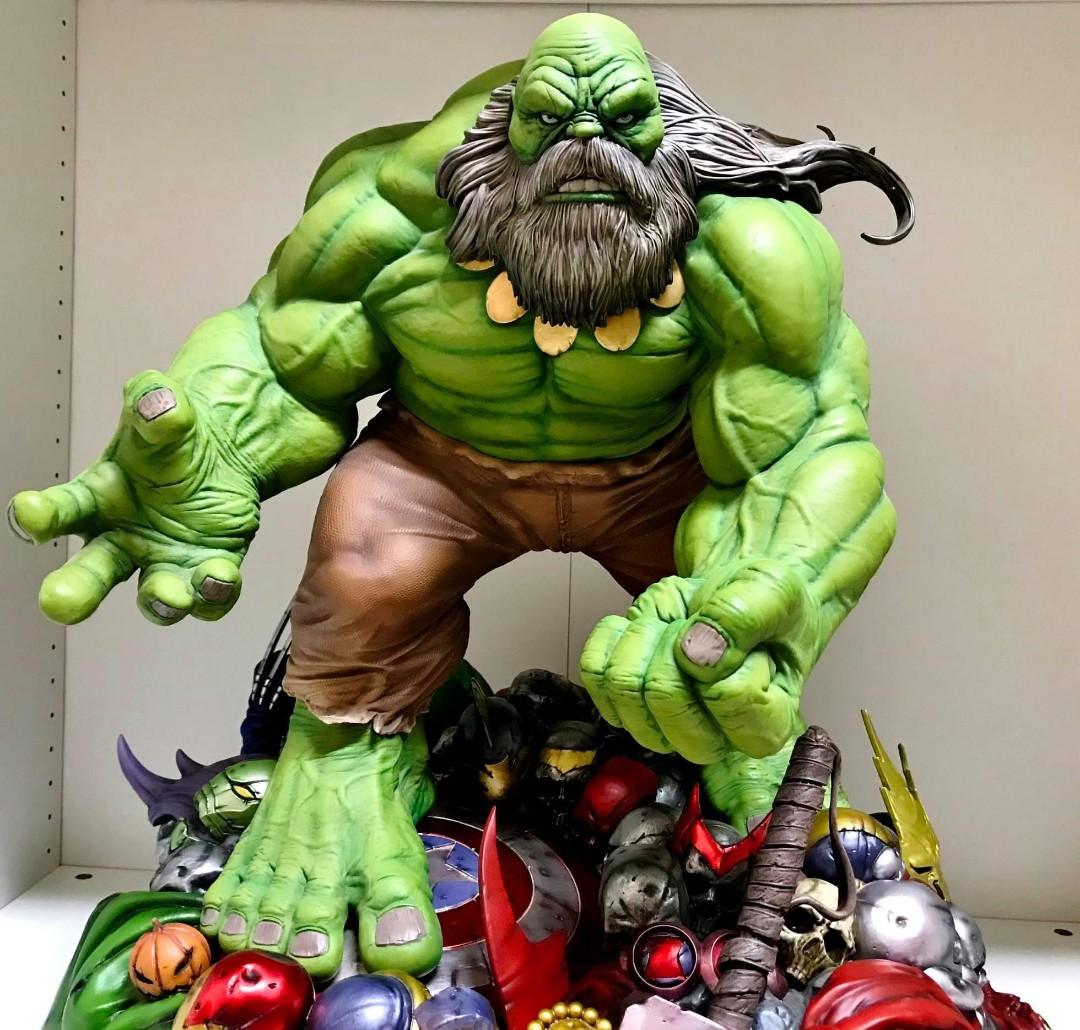 maestro hulk figure