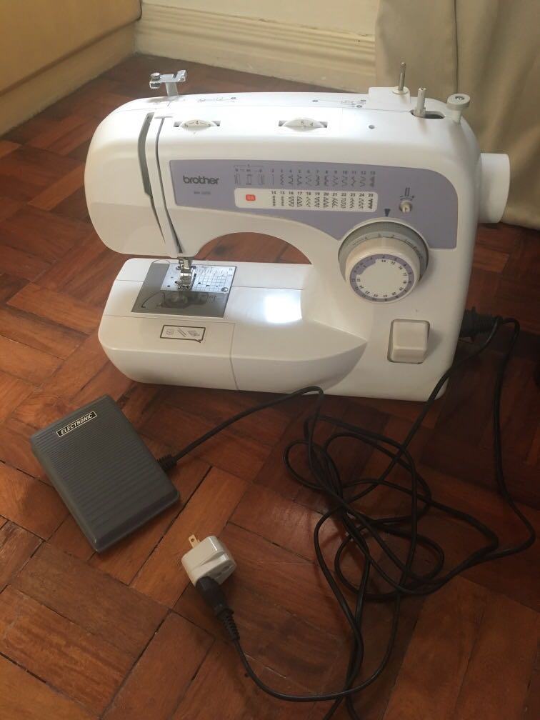 REPRICED Brother BM2600 Sewing Machine, TV & Home Appliances, Other