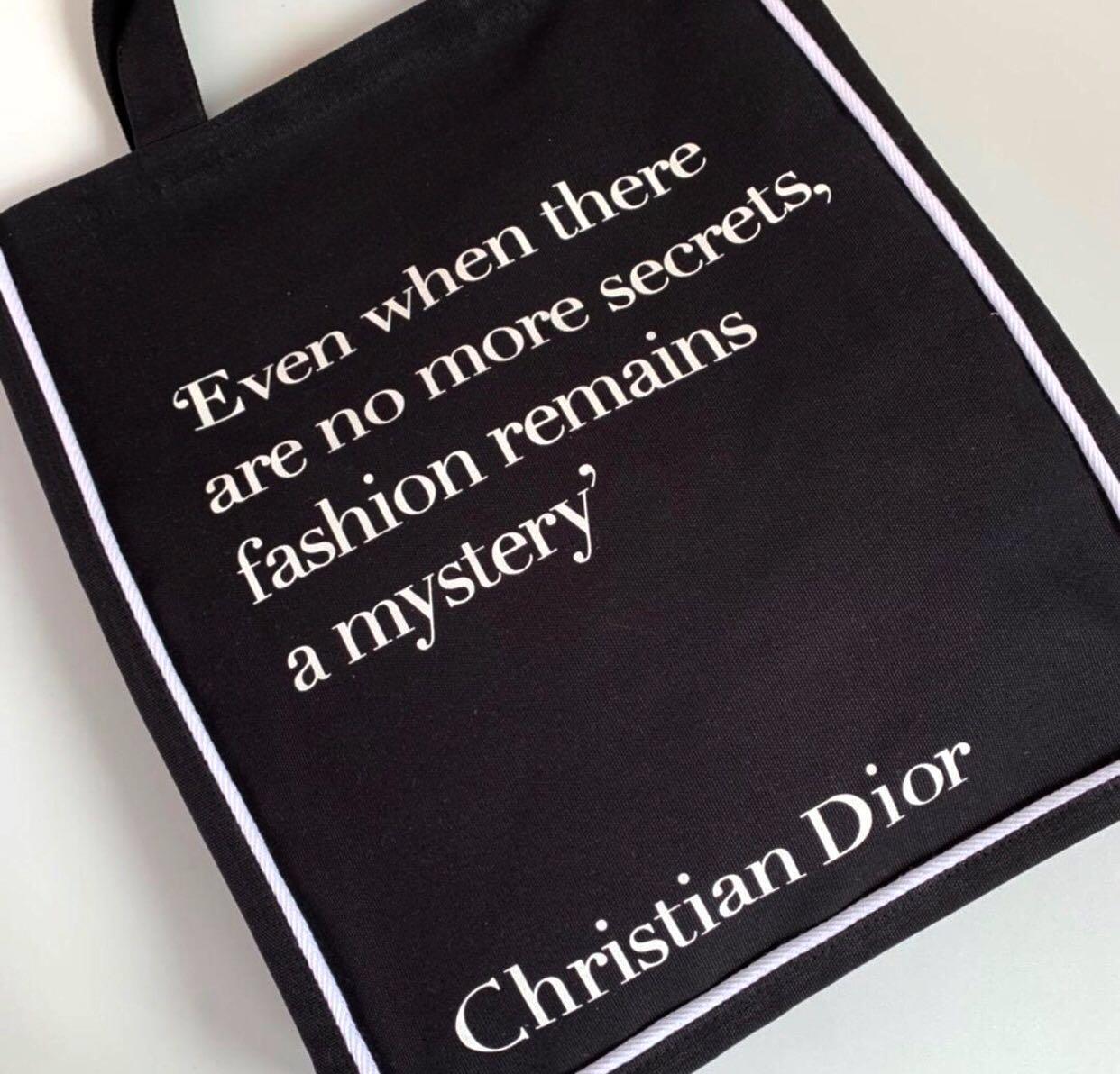 V&a dior sale sketch tote bag