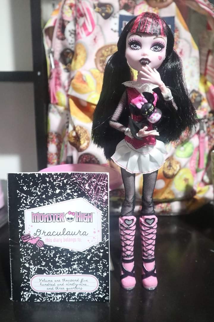 monster high dolls 2010
