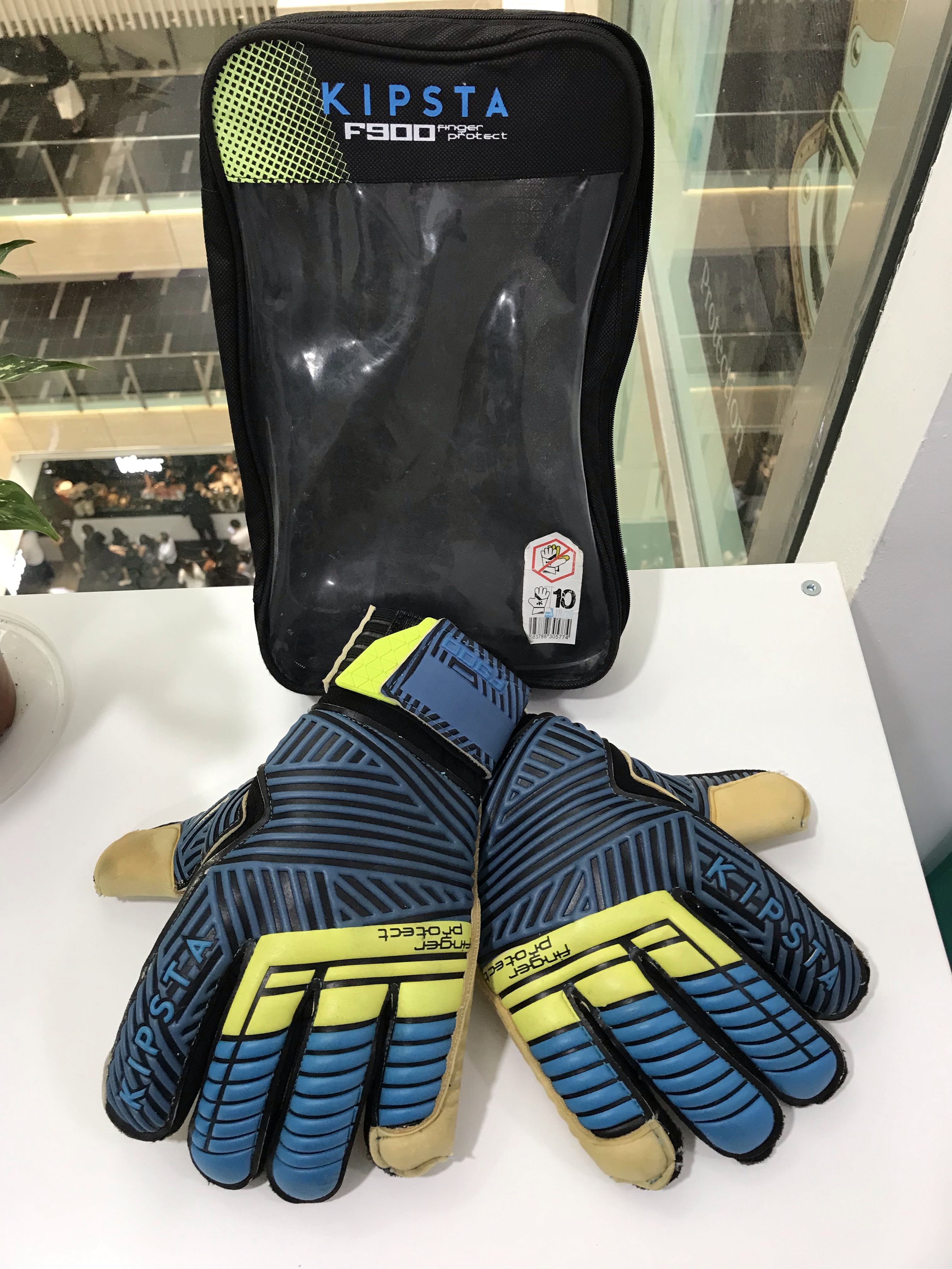 goalkeeper gloves kipsta