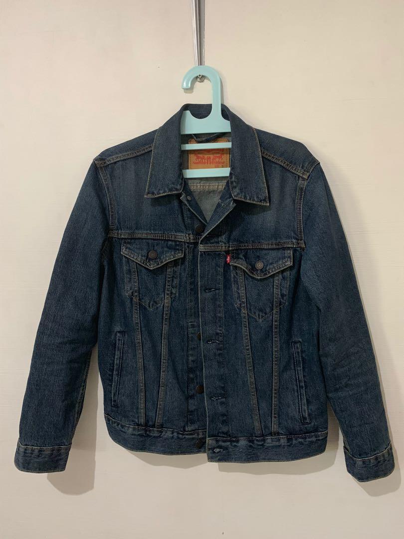 levis mugito