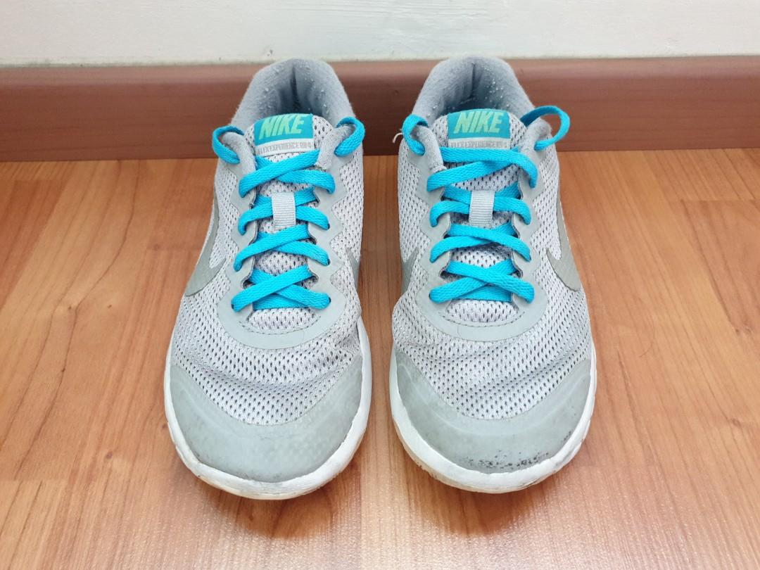 Kids US 3.5Y Nike Flex Experience 4 Sports Shoes