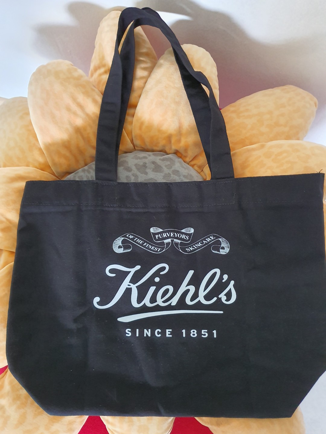 Kiehls Recycling Tote Bag, Women's Fashion, Bags & Wallets, Tote Bags