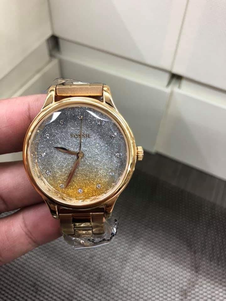 Michael korrs Watch, Luxury, Watches on Carousell