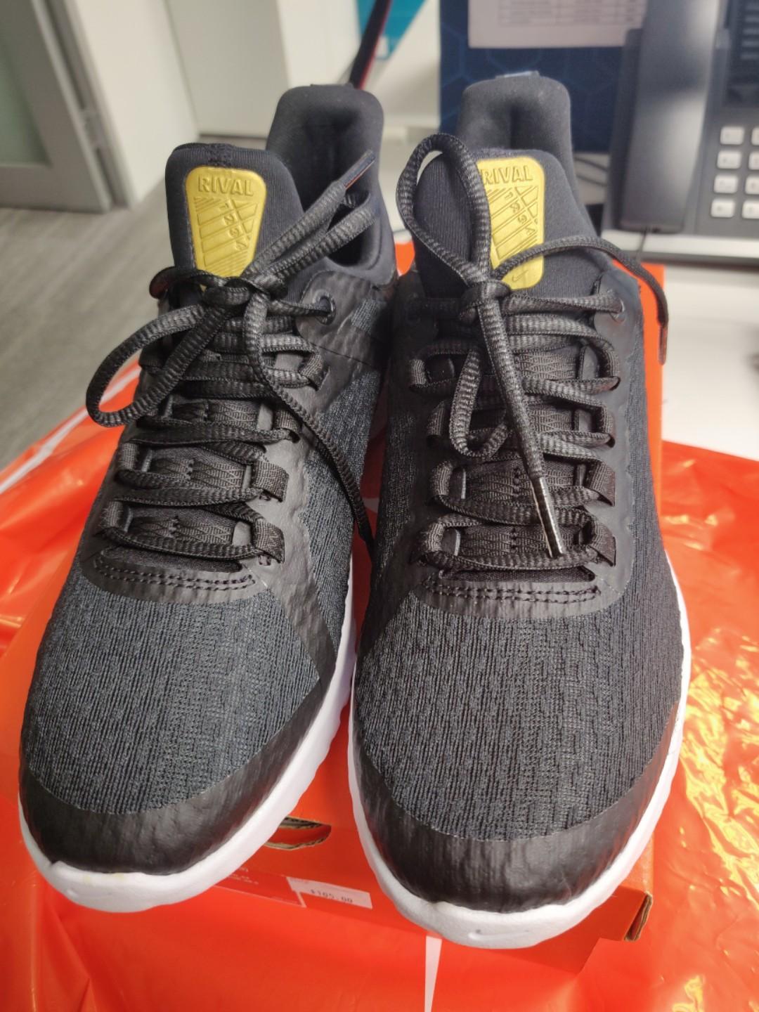 nike rival running shoes