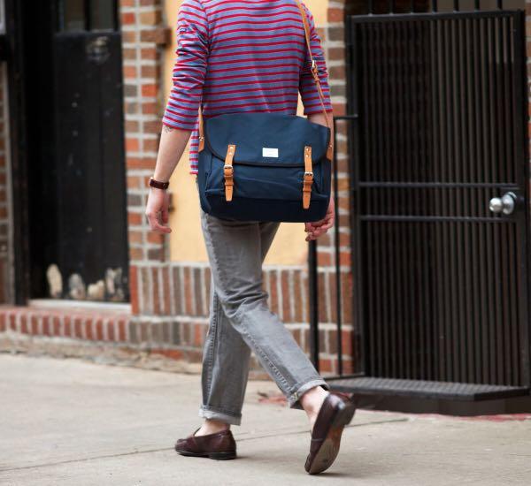 Sandqvist erik messenger hotsell bag