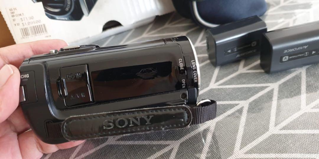Sony Handycam HDR CX150e, Photography, Video Cameras on Carousell