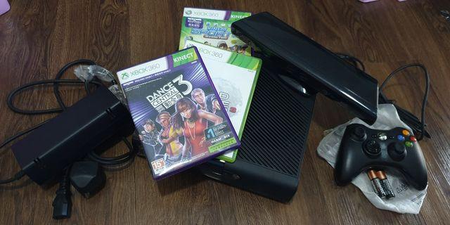 XBOX 360E Kinect  with Games
