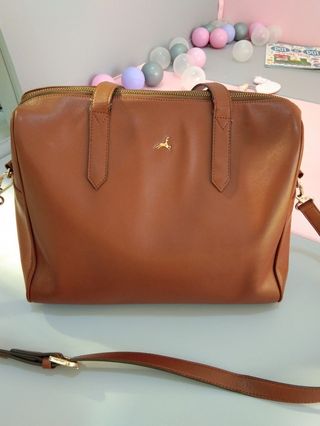 (Kategori: ) berada di . Dikirim oleh bellvandmom (ID iklan 250854776, Gambar 1). Deskripsi: .