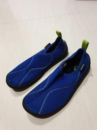 water shoes for kids near me