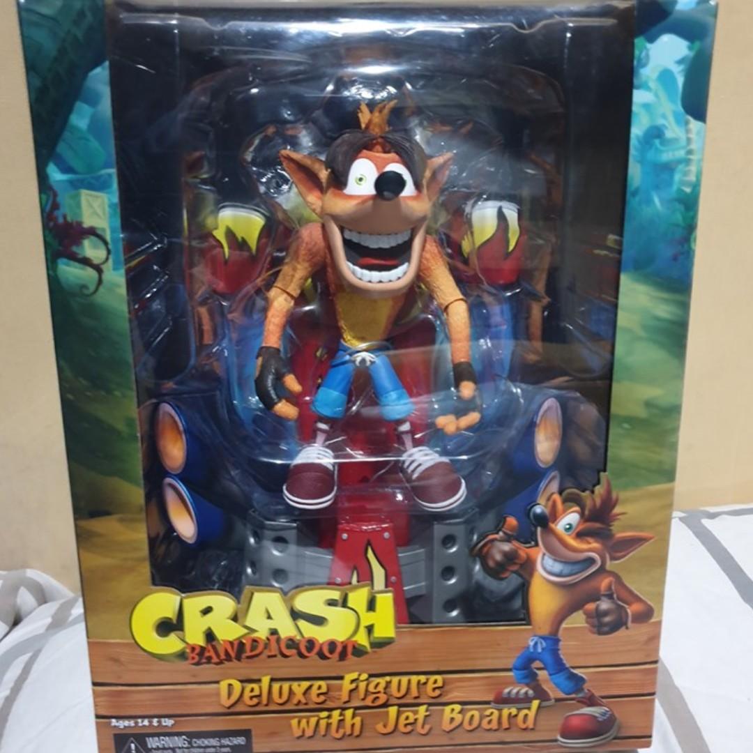 crash bandicoot deluxe figure with jet board