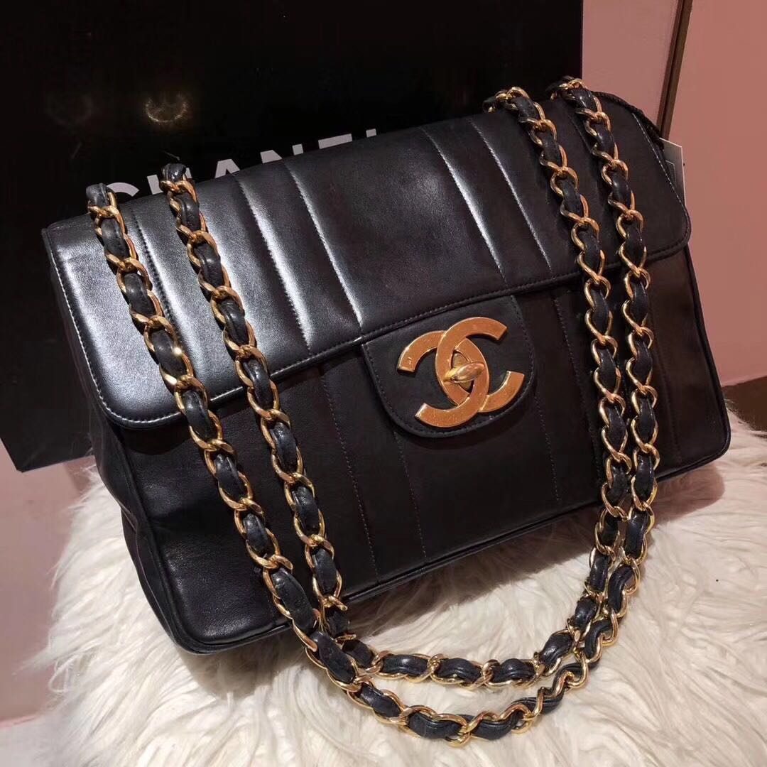 Authentic Vintage Chanel Timeless Jumbo Big Logo Flap Bag, Luxury, Bags &  Wallets on Carousell