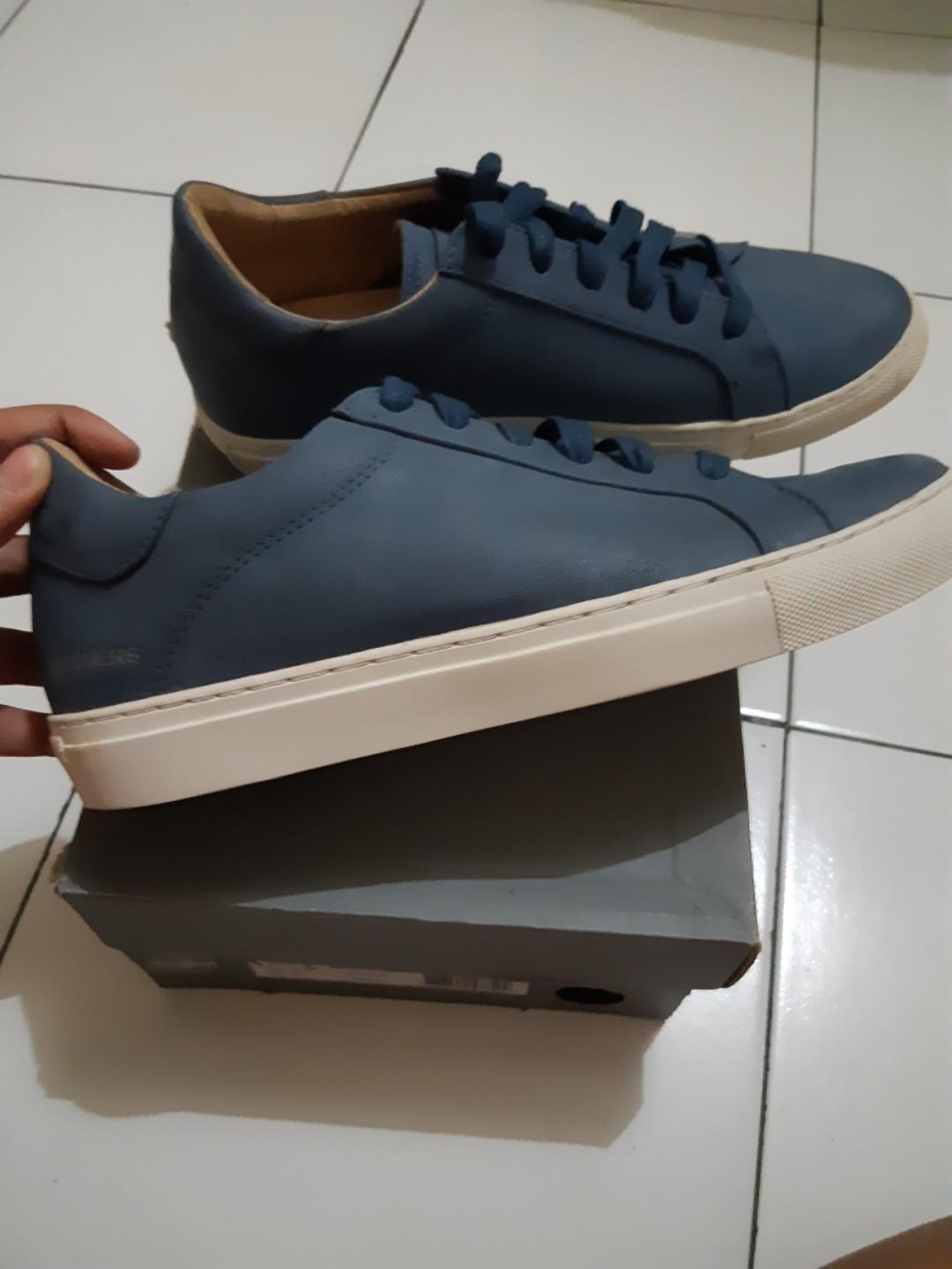Skechers sales california luxury