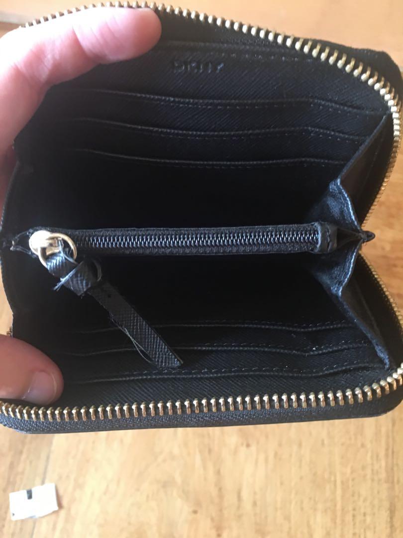 ❗️REPRICED❗️DKNY Black Leather Wallet (Category: Luxury Bags & Wallets) located in Quezon City. Submitted by fesionguru (Listing ID 250764974, Image 3). Description: For flaws, please look at the 4th and 5th picture. Thanks!.