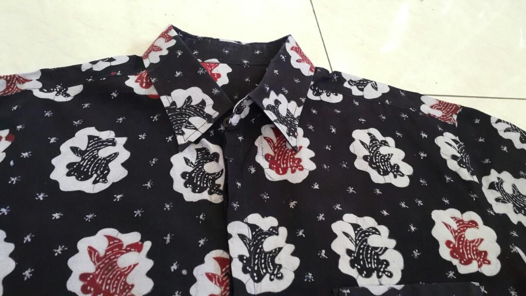 Hem Batik Tulis Motif Ikan Mas Sizexxl Ld134 New Bukan Bekas Fesyen Pria Pakaian Atasan Di Carousell