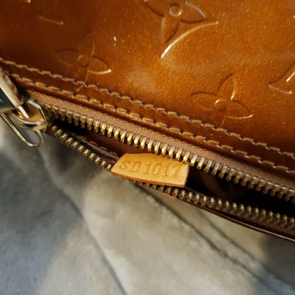 Louis Vuitton Vernis Bedford Papillon Bag ○ Labellov ○ Buy and