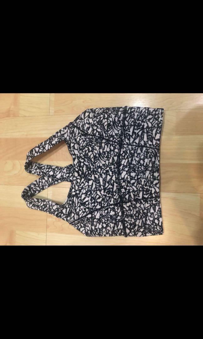 lululemon to the beat bra