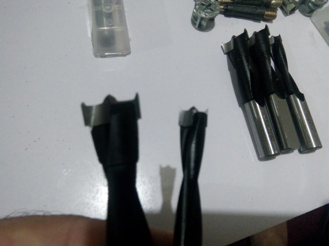 Minifix drill store bit