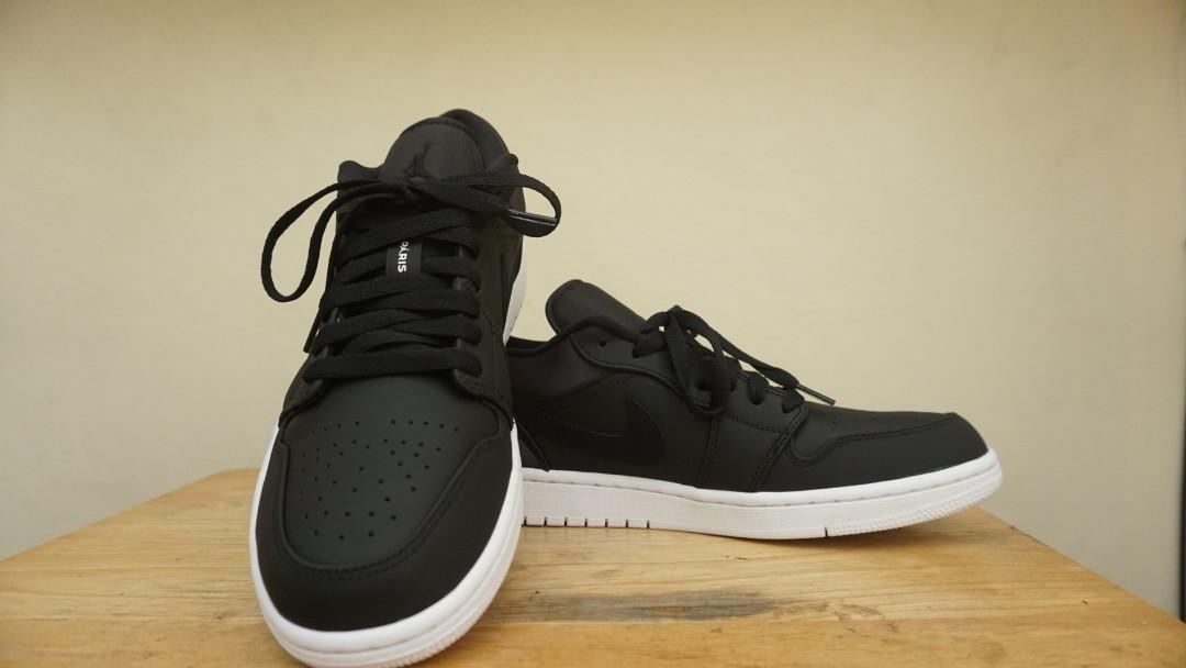 Cyberplads lejesoldat Footpad Nike Air Jordan 1 Low PSG, Men's Fashion, Footwear, Sneakers on Carousell