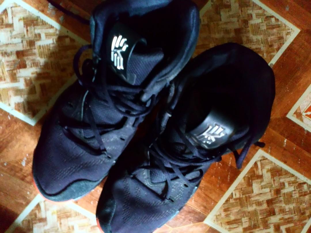 Nike kyrie 4 venus flytrap Men s Fashion Footwear Sneakers on Carousell