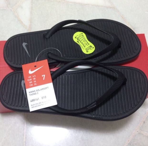 nike squeeze slippers