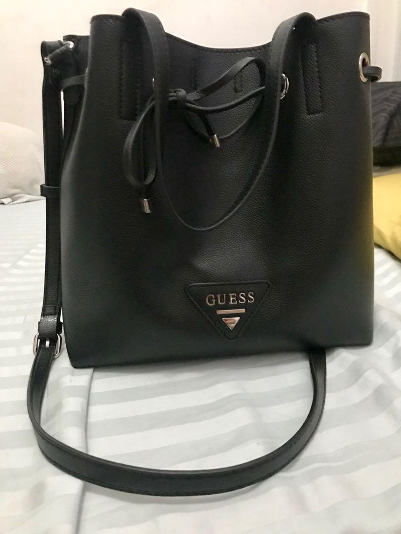 guess bucket handbags