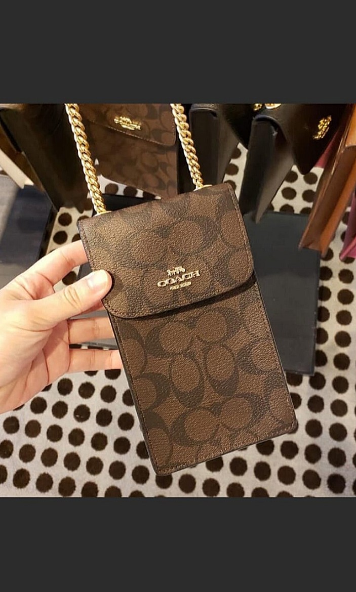 SEPT INSTOCK SALE 175 Coach Phone Case Chain Crossbody Bag AUTHENTIC Women s Fashion Bags Wallets Cross body Bags on Carousell