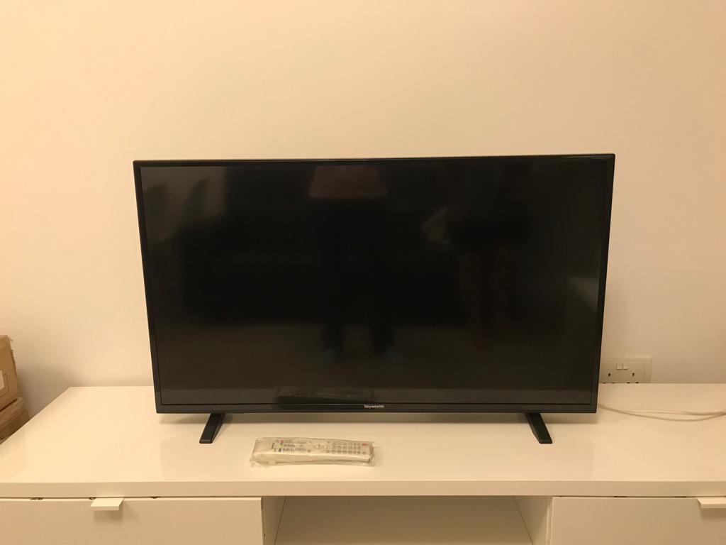 Skyworth 40 Tv Model 40e3000 Tv Home Appliances Tv Entertainment Tv On Carousell