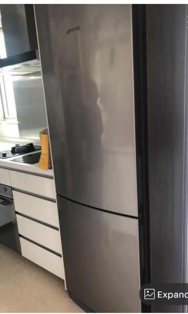 Smeg Refrigerator Fridge Freezer Home Appliances Kitchenware On