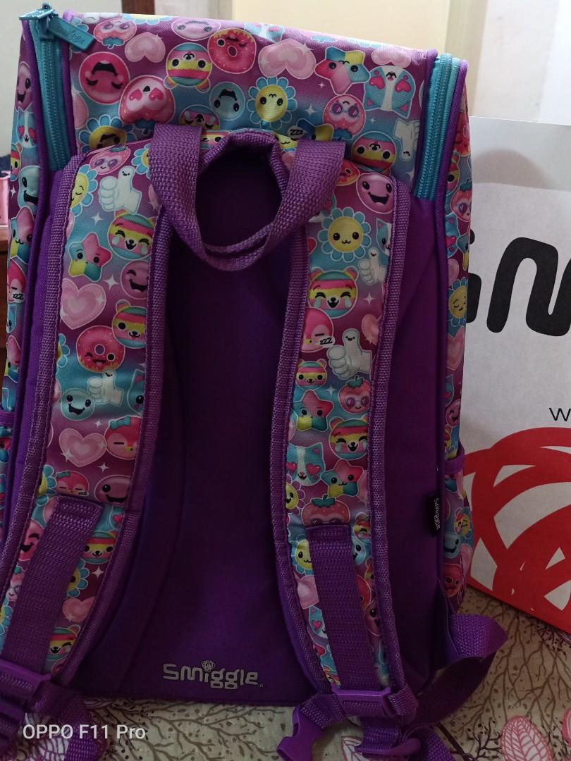 Smiggle hotsell emoji backpack