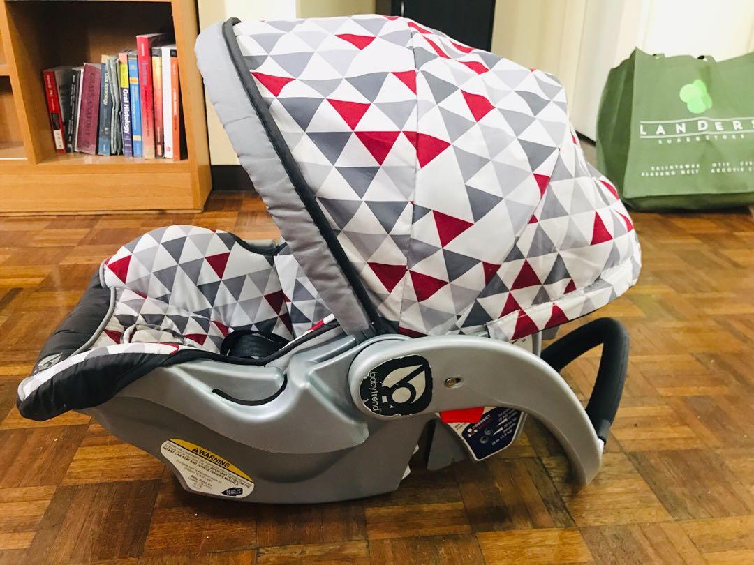Tri flex outlet travel system