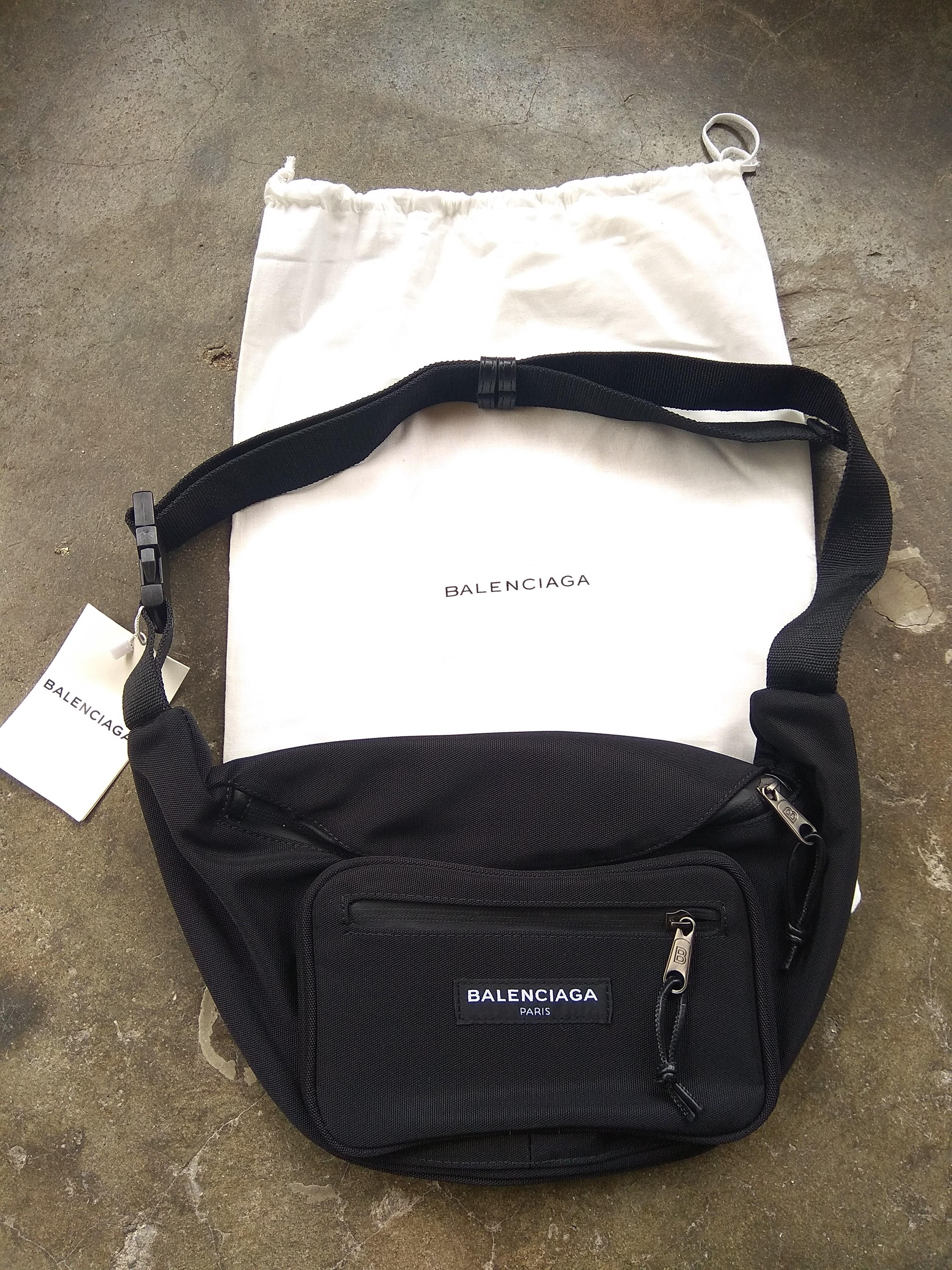 Balenciaga Black Explorer Belt Bag In 1090 Black/l White | ModeSens