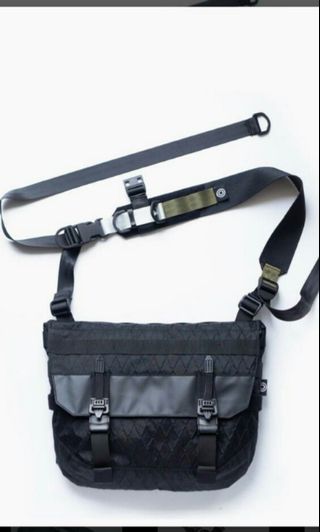 (Kategori: ) berada di . Dikirim oleh comepickme (ID iklan 250936492, Gambar 1). Deskripsi: .