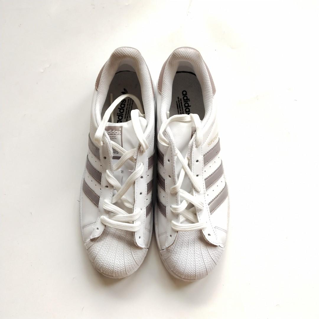 adidas neo superstar