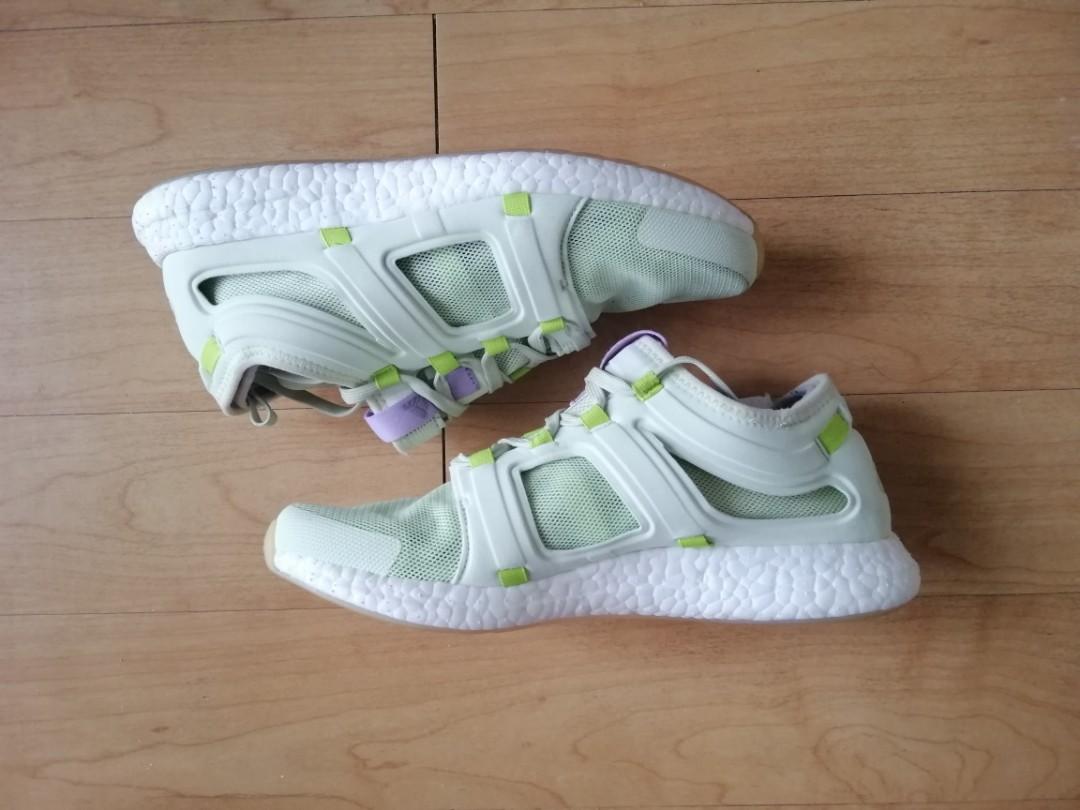 Adiddas Climachill Rocket (Category: Sneakers) located in Quezon City. Submitted by rexrrpl (Listing ID 250956278, Image 1). Description: Womens Running Shoes Used Once Original Bought in Japan Original Price: 5000.