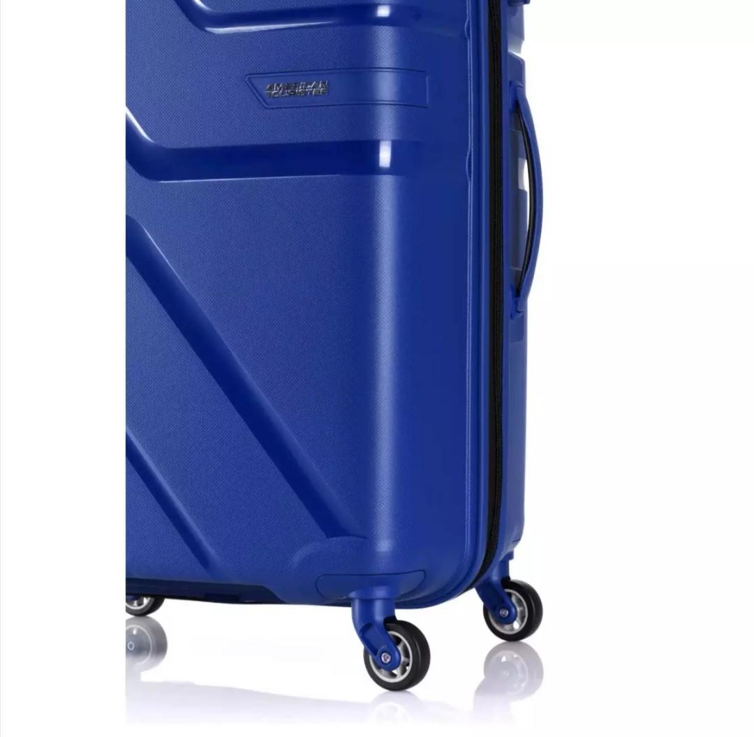 locking american tourister luggage