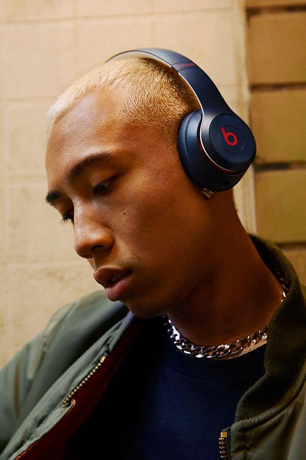 Beats solo 3 navy club outlet