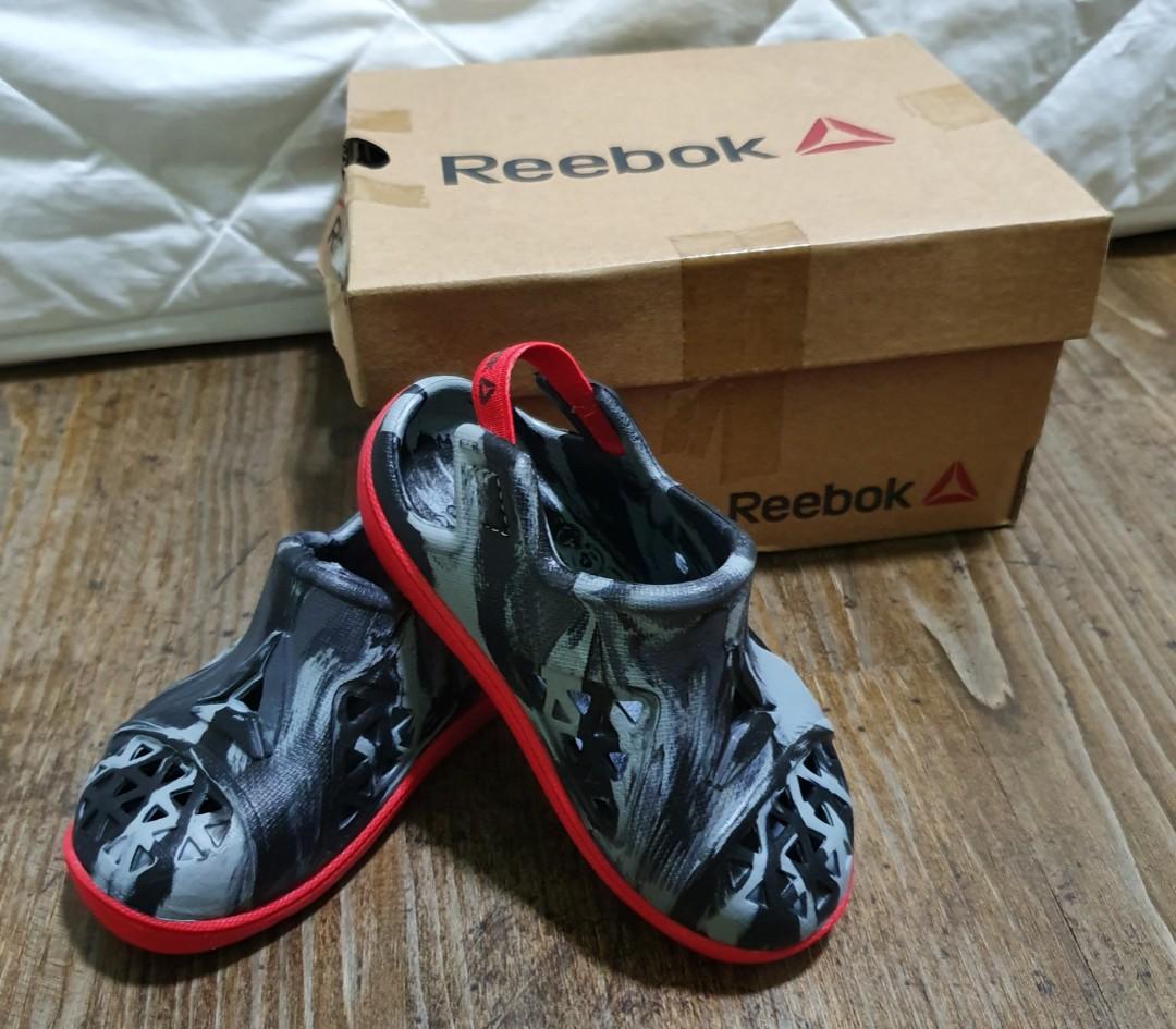 Reebok ventureflex hot sale splash