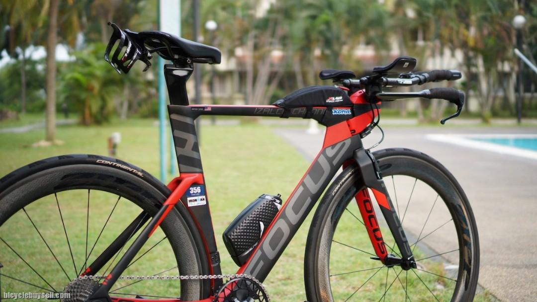 Focus 2025 tri bike