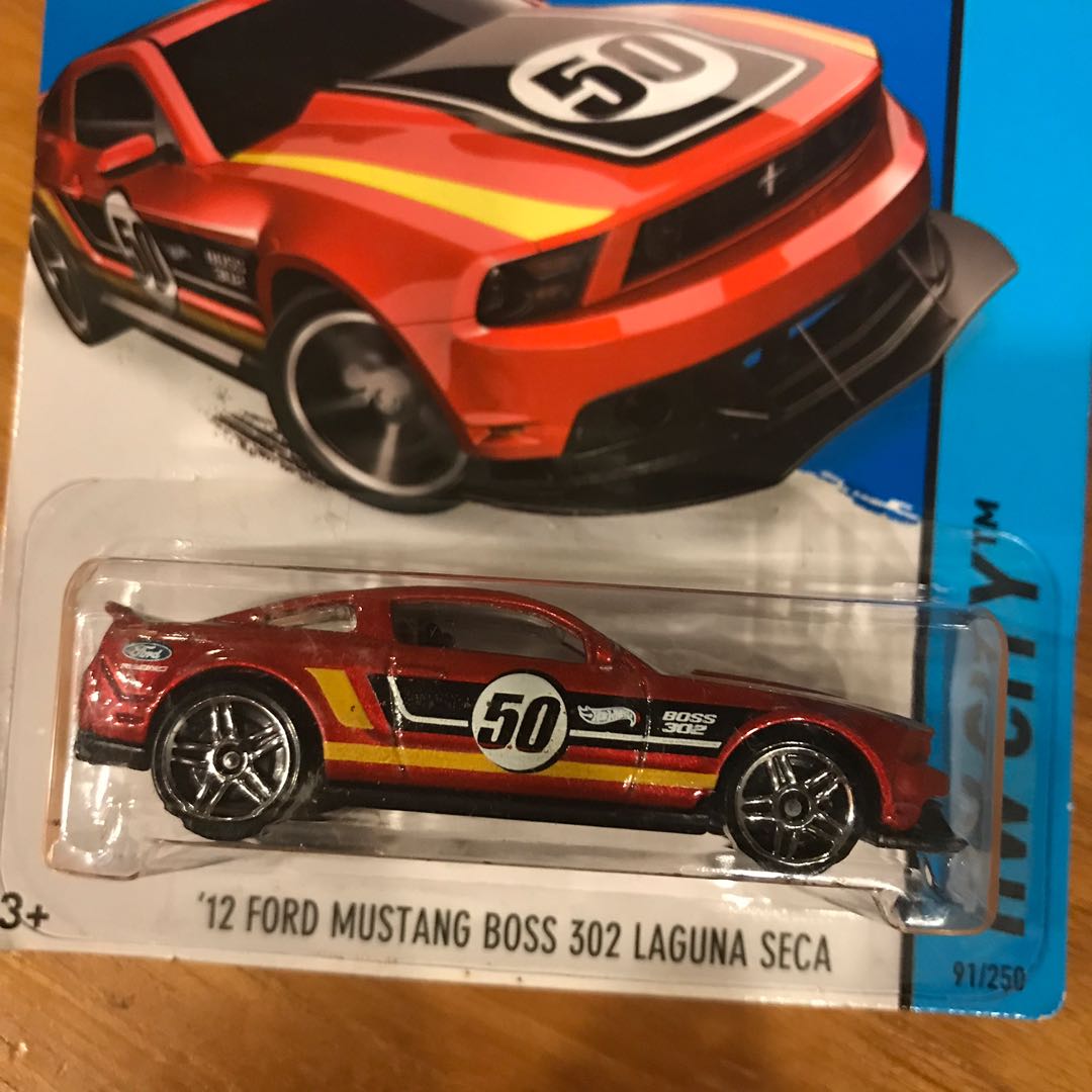 hot wheels 12 ford mustang boss 302 laguna seca