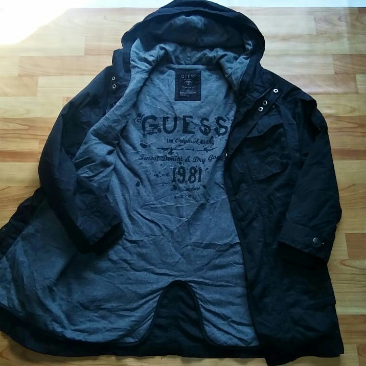 JAKET GUESS JAKET PARKA Fesyen Pria Pakaian Atasan di Carousell