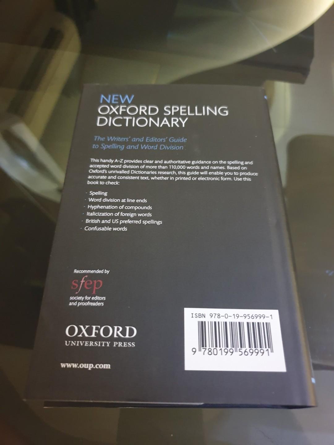 New oxford spelling dictionary, Hobbies & Toys, Books & Magazines, Fiction & NonFiction on