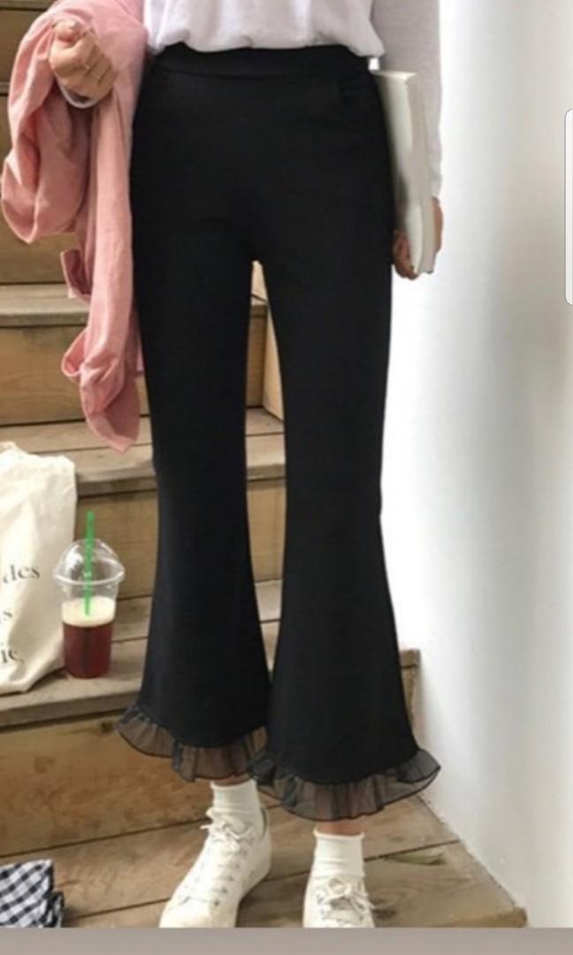 jeans with ruffle bottom