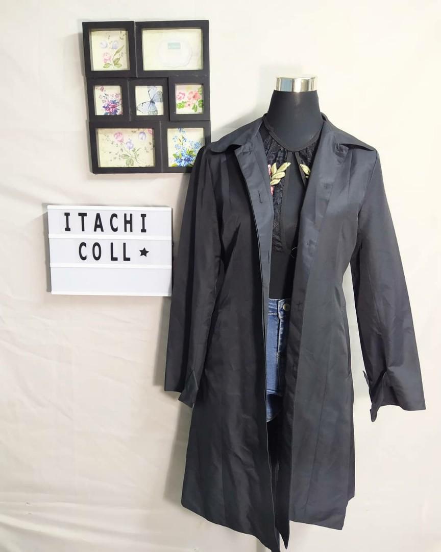 SALE! Preloved / Ukay Black Coat (Category: Coats, Jackets and Outerwear) located in San Pablo. Submitted by itachicollection (Listing ID 251074198, Image 1). Description: Preloved ❄️ HQ Black Coat Medium to L Good as new 💜 P100.00 only - Thank you and Godbless 😘 Some of the clothes color/texture maybe a bit different because of the lighting of camera. Will indicate if it's Flawless or with Flaw. All clothes are washed and to wear. -.