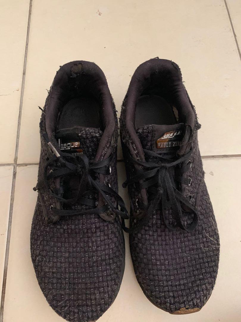 Sepatu League Women S Fashion Women S Shoes On Carousell